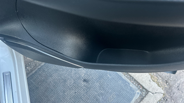 MG Hs 1.5 T-GDI Exclusive 5dr Petrol Hatchback